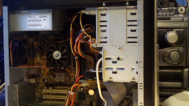 Testing If The Motherboard Is Dead Or Alive