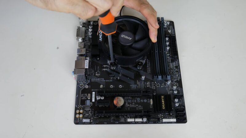 Type Of Screws Are Usually Needed For the Motherboard